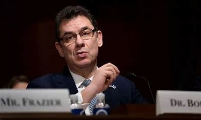 輝瑞CEO再度新冠陽性，此前已接種四劑疫苗，專家這樣看